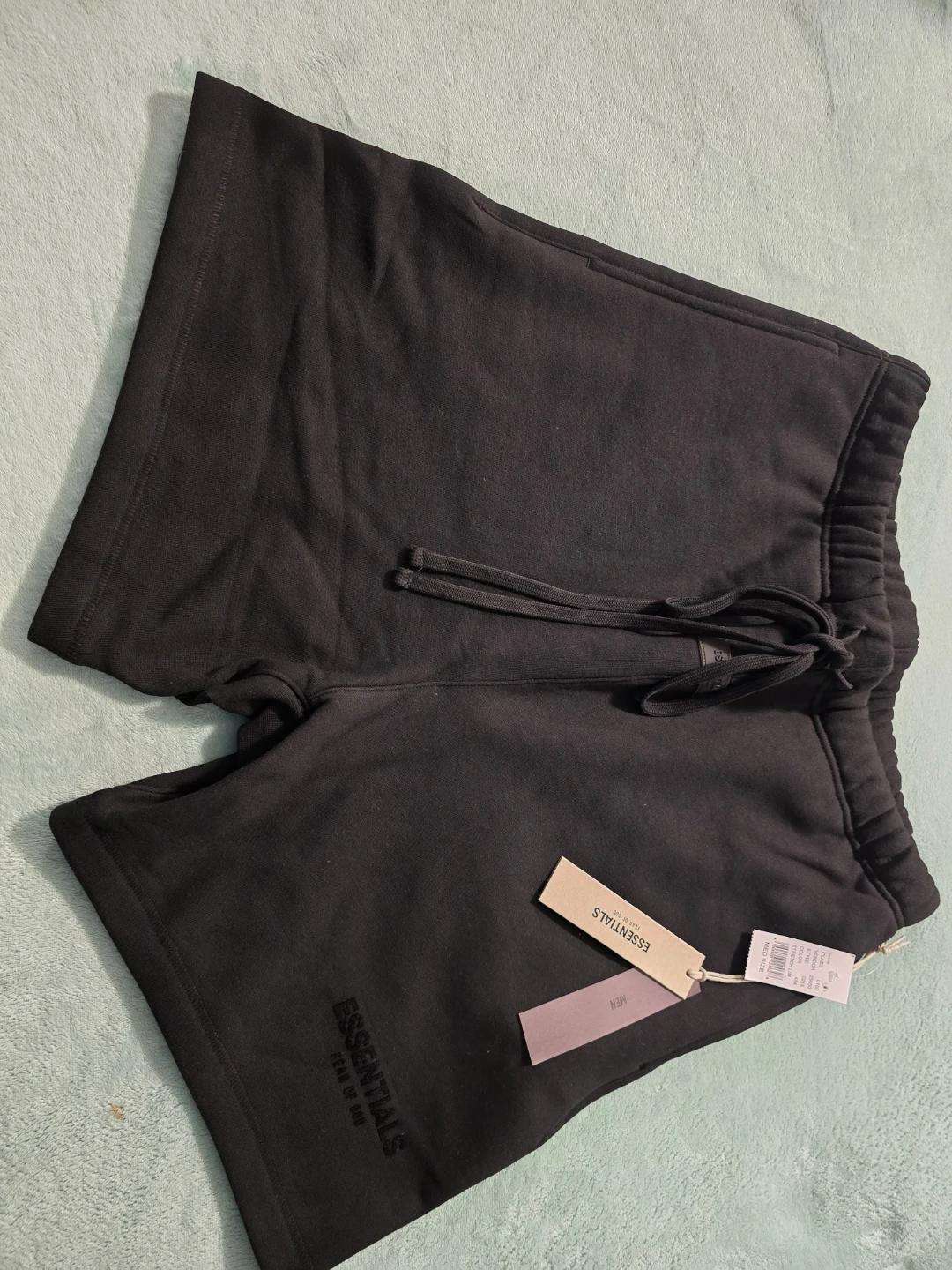 Essentials Black T-Shirt and Shorts Set - photo 4