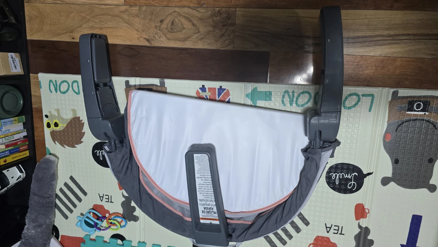 Baby Travel Crib with Canopy