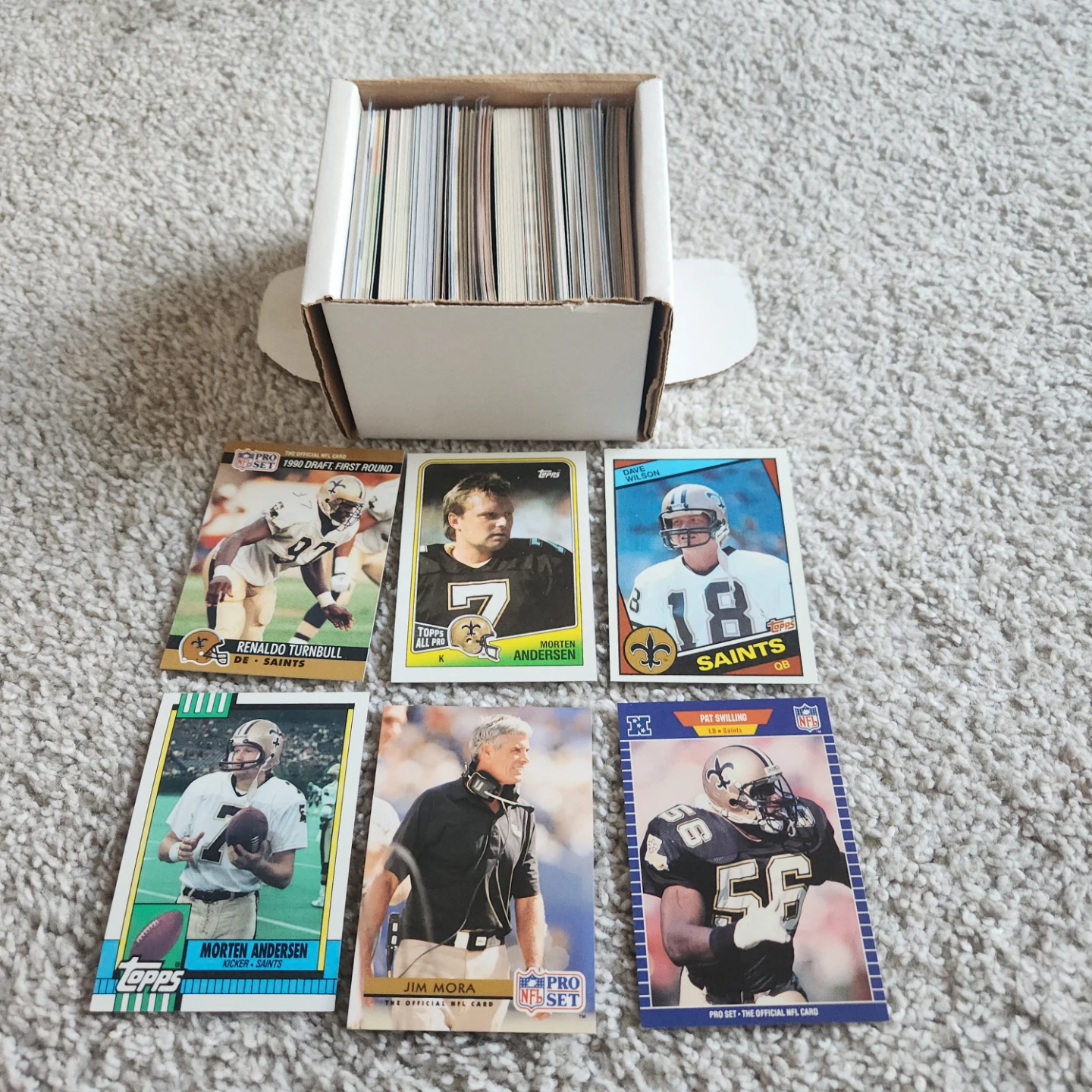 New Orleans Saints, 200 Football Cards Team lot - photo 5