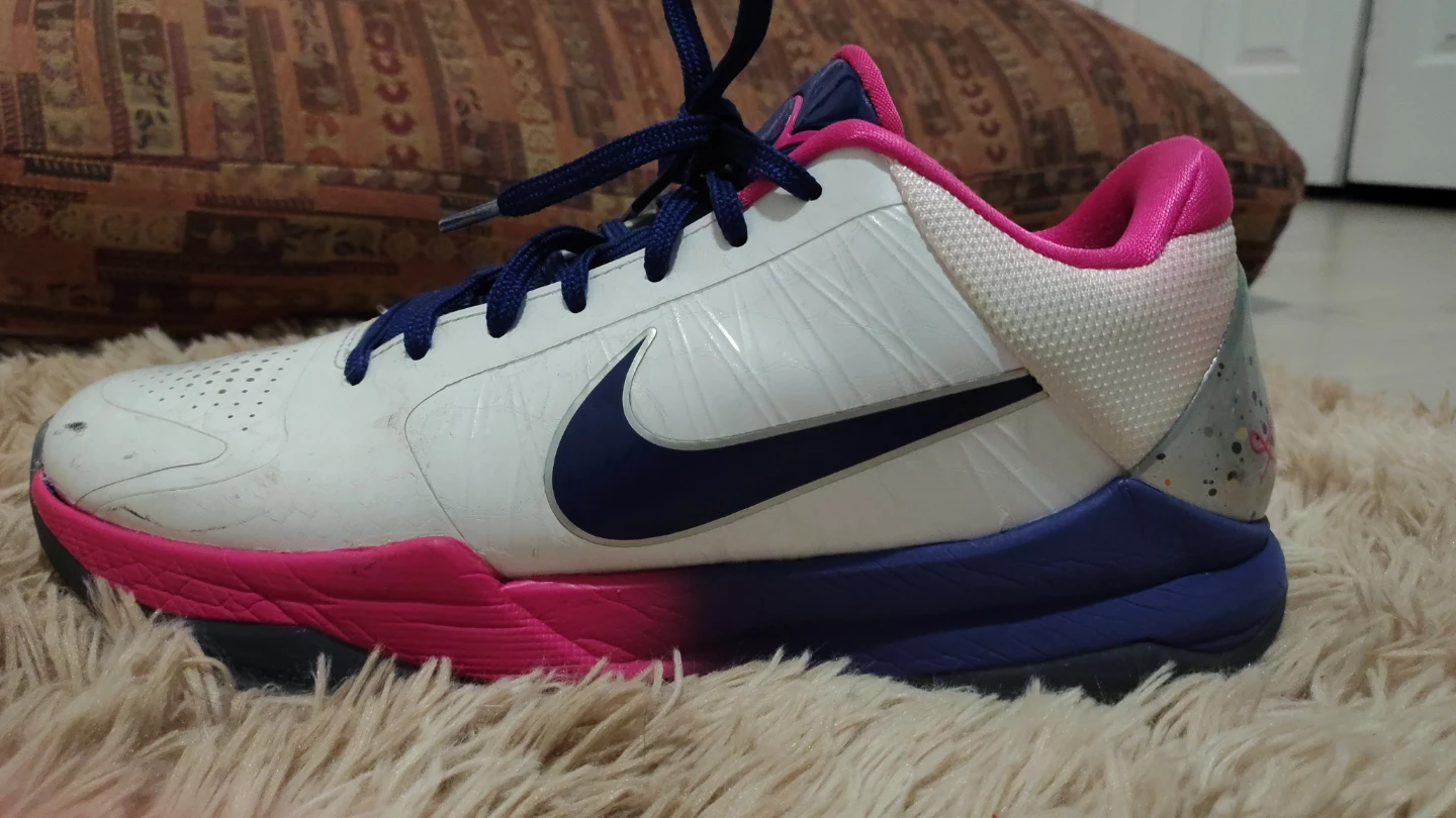 Kobe Nike zoom 5 proto kay-yow cancer awareness month