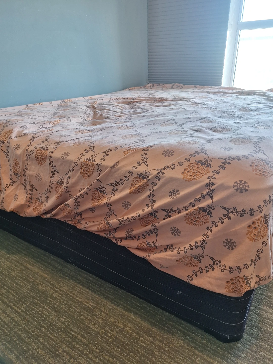 Queen Size Bed Frame with Box Spring - photo 4