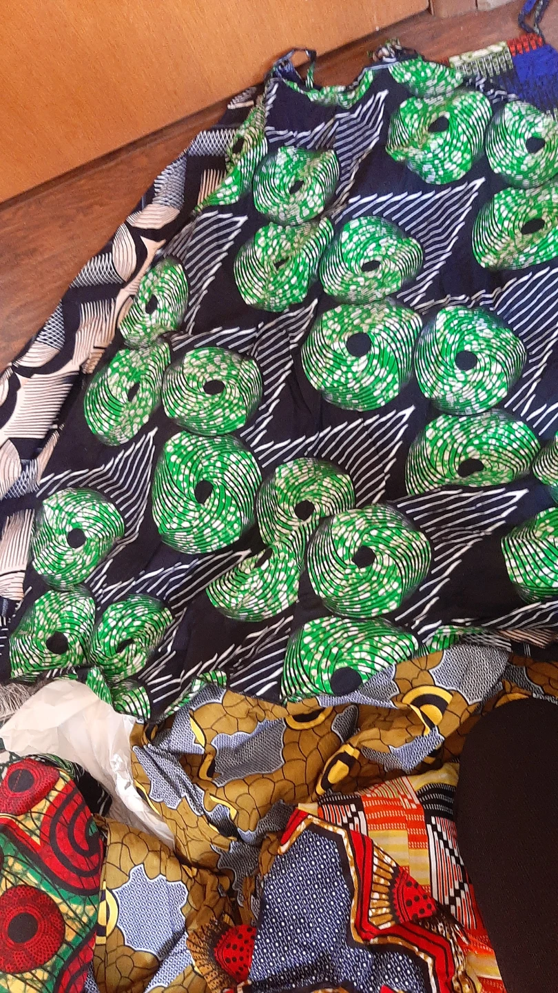 Assorted African Print Fabric Bundle - photo 4