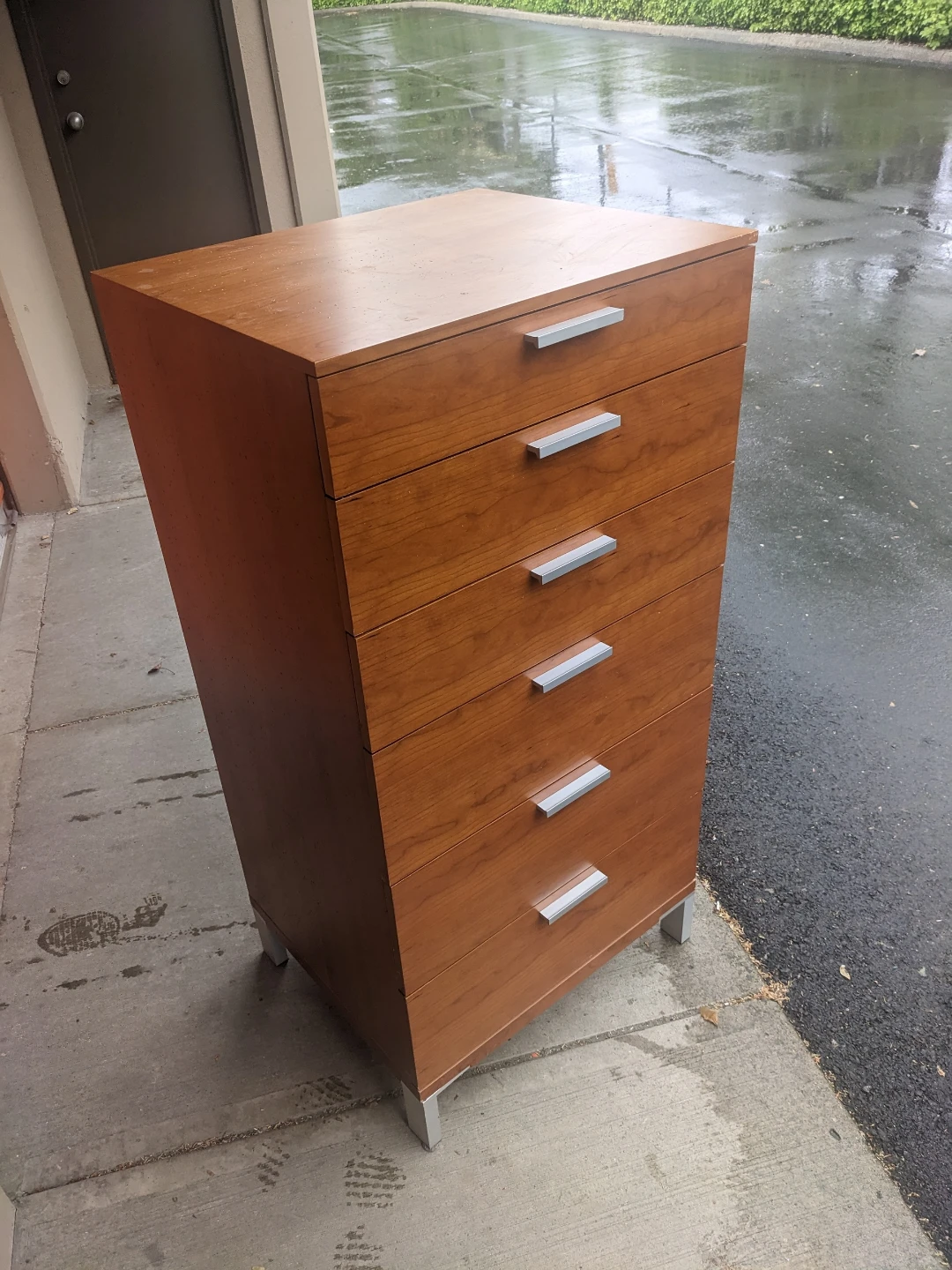 Dresser and nightstand excellent condition delivery available