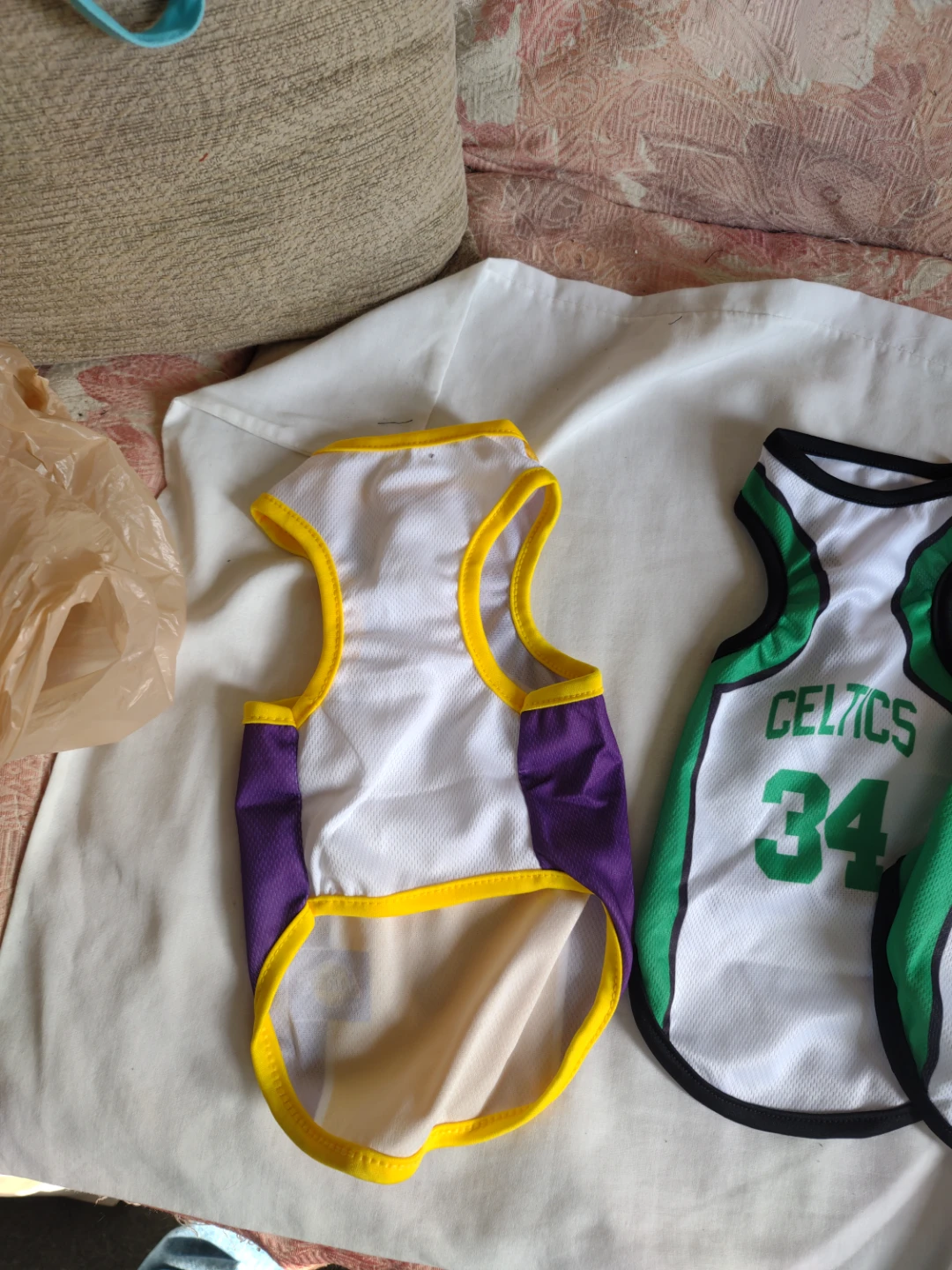 Medium size pet jerseys - photo 2