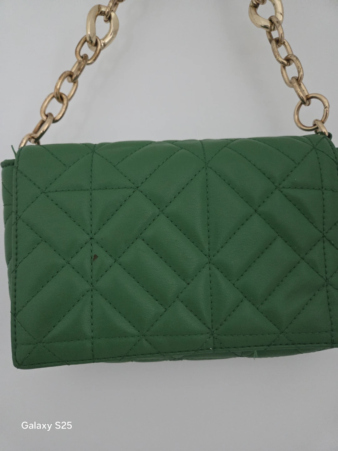 Green Quilted Shoulder Bag with Gold Chain