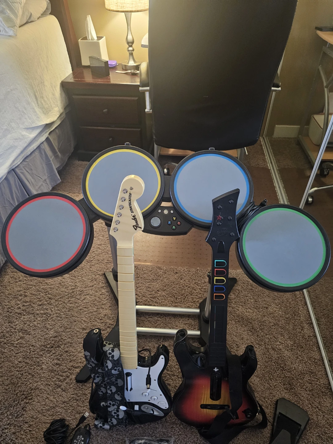 Xbox 360 Rock Band and Guitar Hero Bundle - photo 3