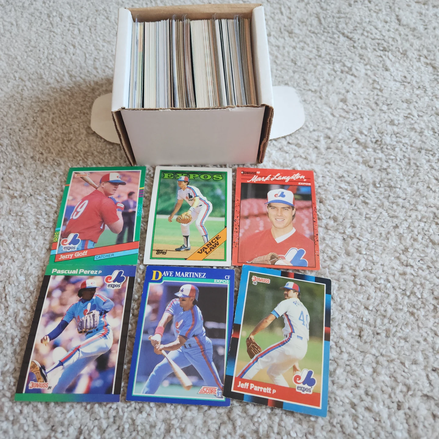 Montreal Expos, 90 Baseball Cards Team lot