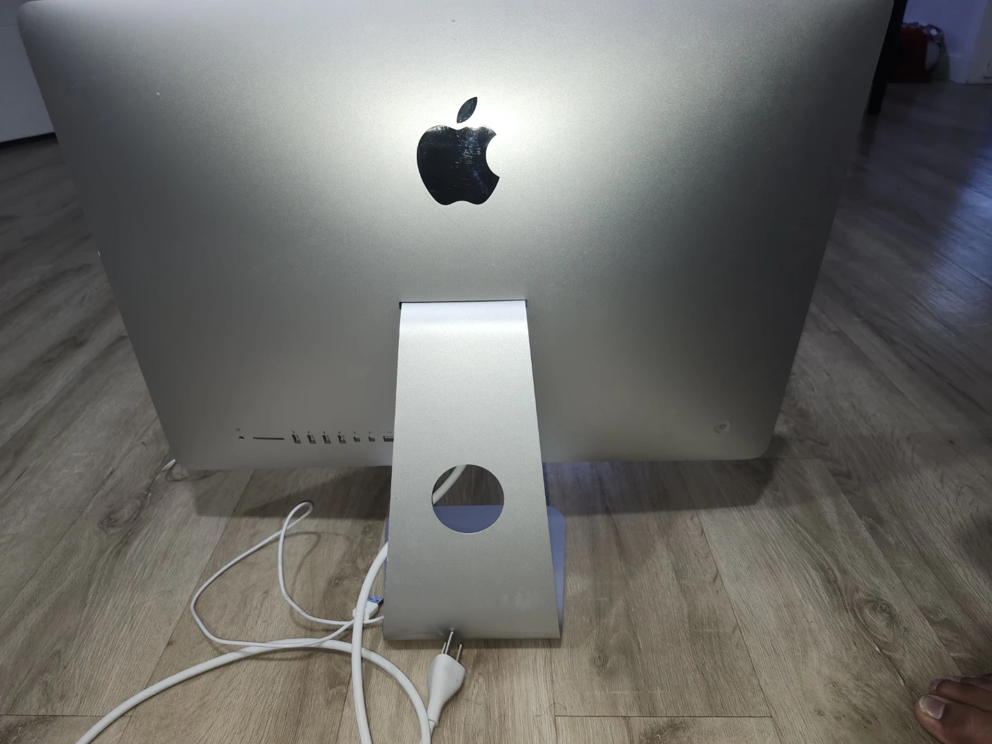 Apple iMac 2014 Gen 21.5 inch, All-in-One Desktop Computer - photo 2