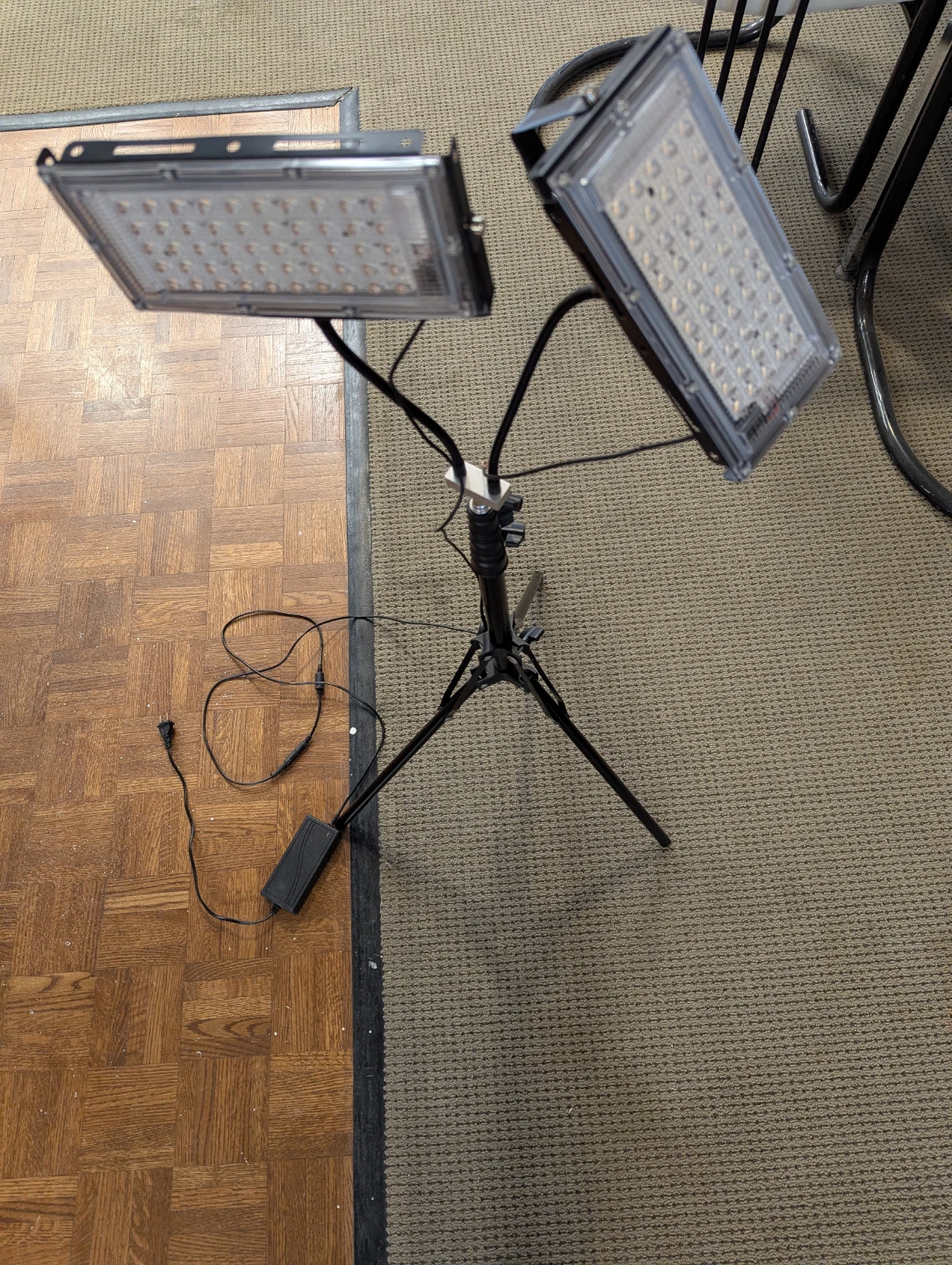 LED Twin Head Work Light with Tripod Stand