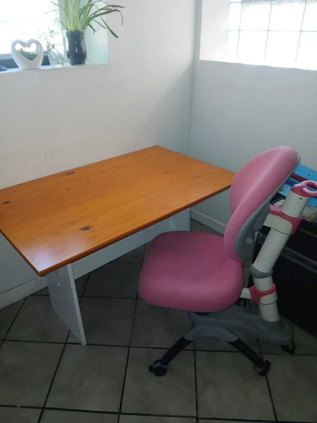 Desk and a chear