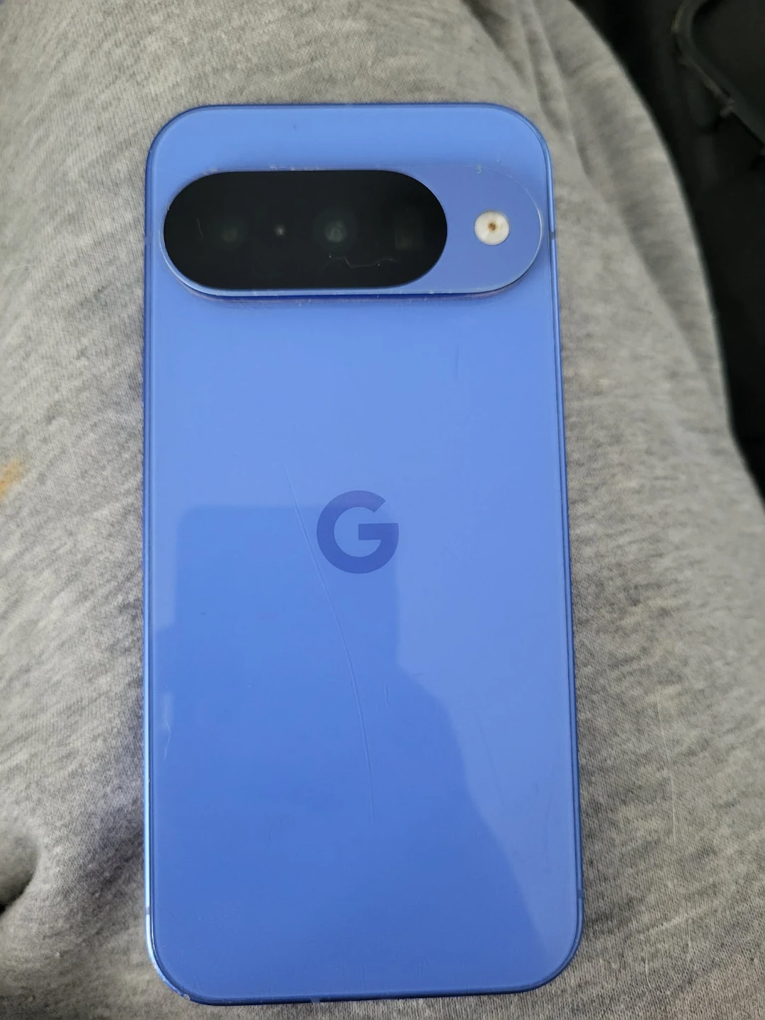 Google Pixel 10 - photo 3