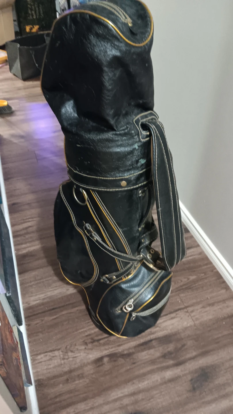 Black Leather Golf Bag with Gold Stitching - photo 2