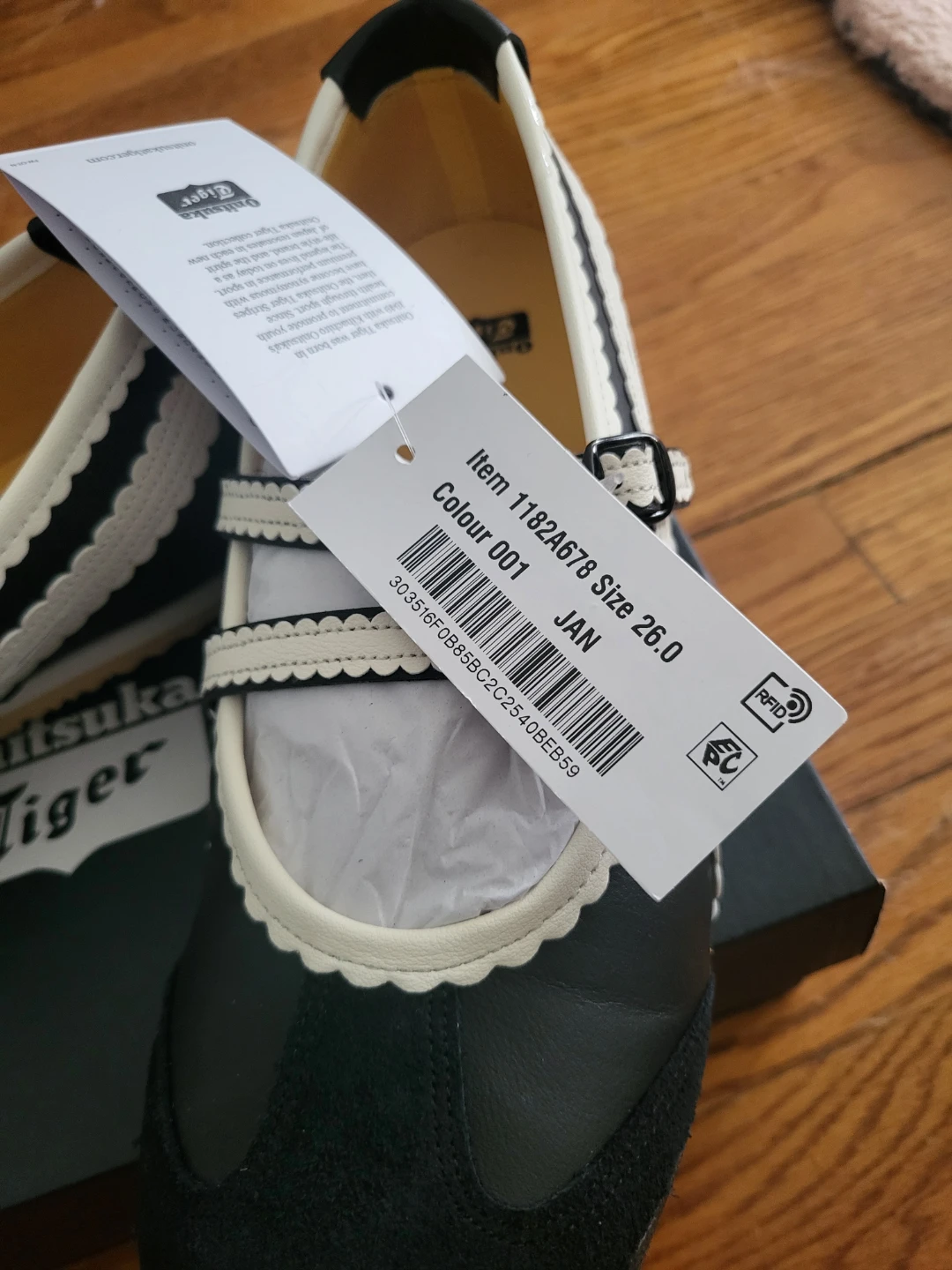 Never Worn Onitsuka Tigers size 9.5! - photo 5
