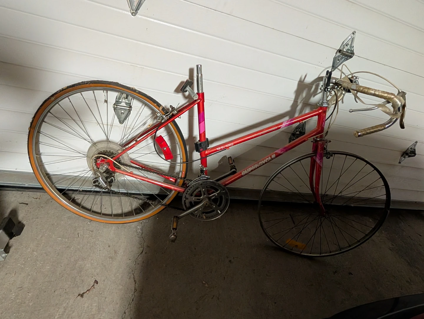 Red Supercycle 12-Speed Road Bike
