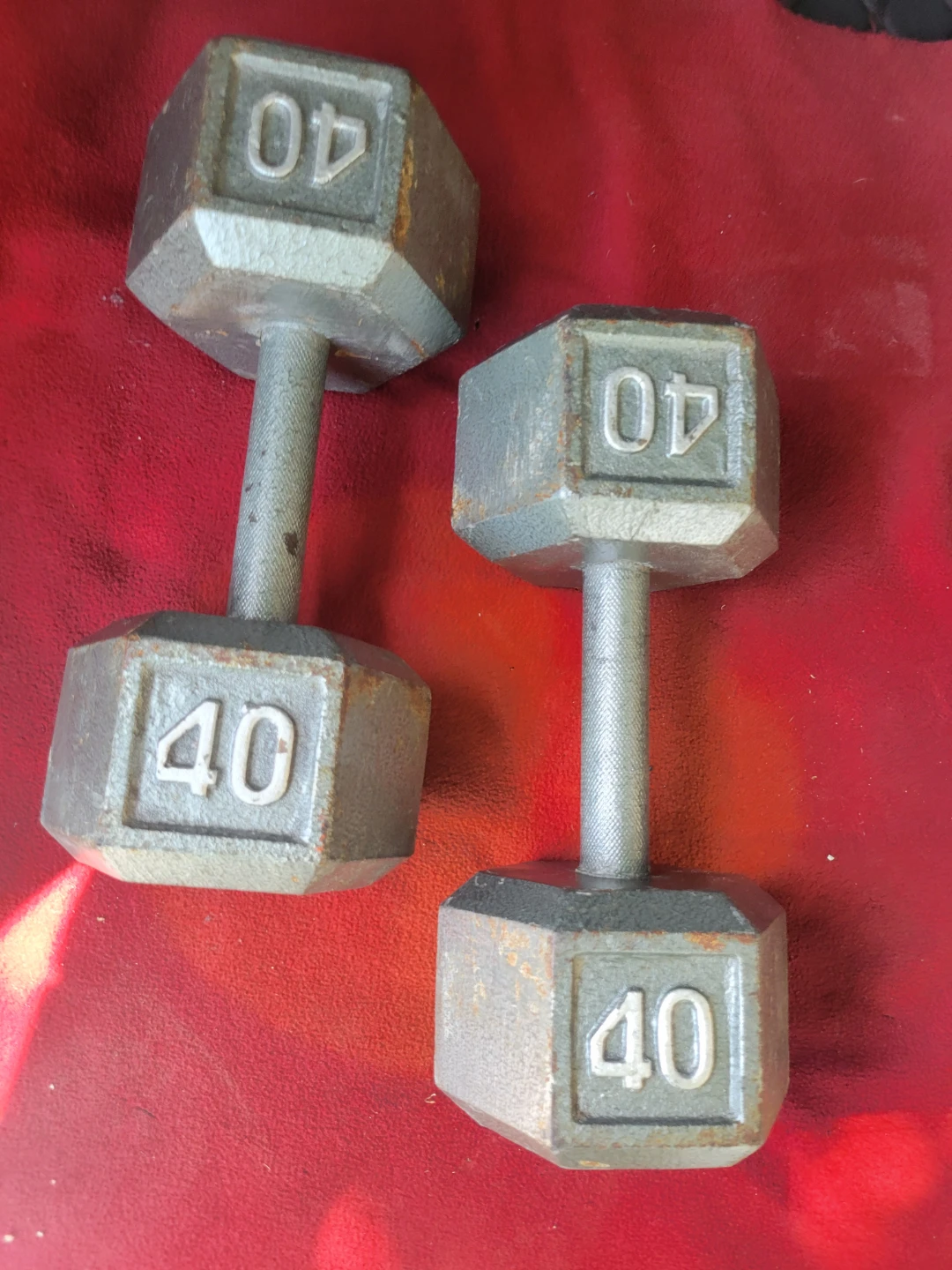 SET OF 40LB.  HEXHEAD DUMBBELLS TOTAL 80LBs