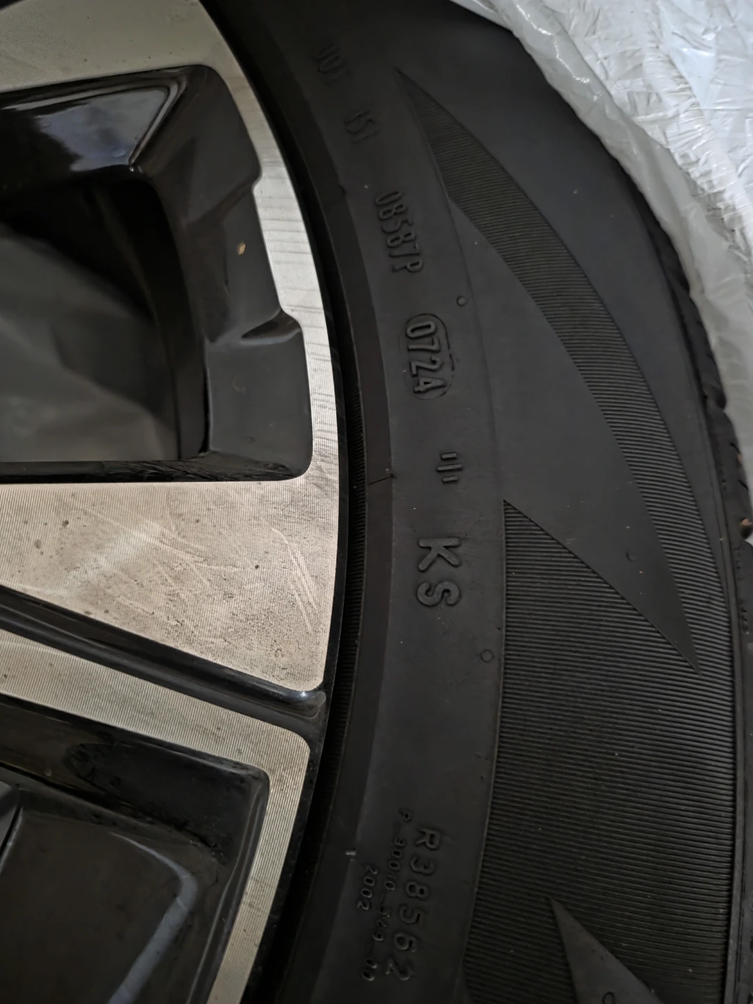 Pirelli Scorpion Zero All Season Tire 255/55R19 Volvo XC60 - photo 3