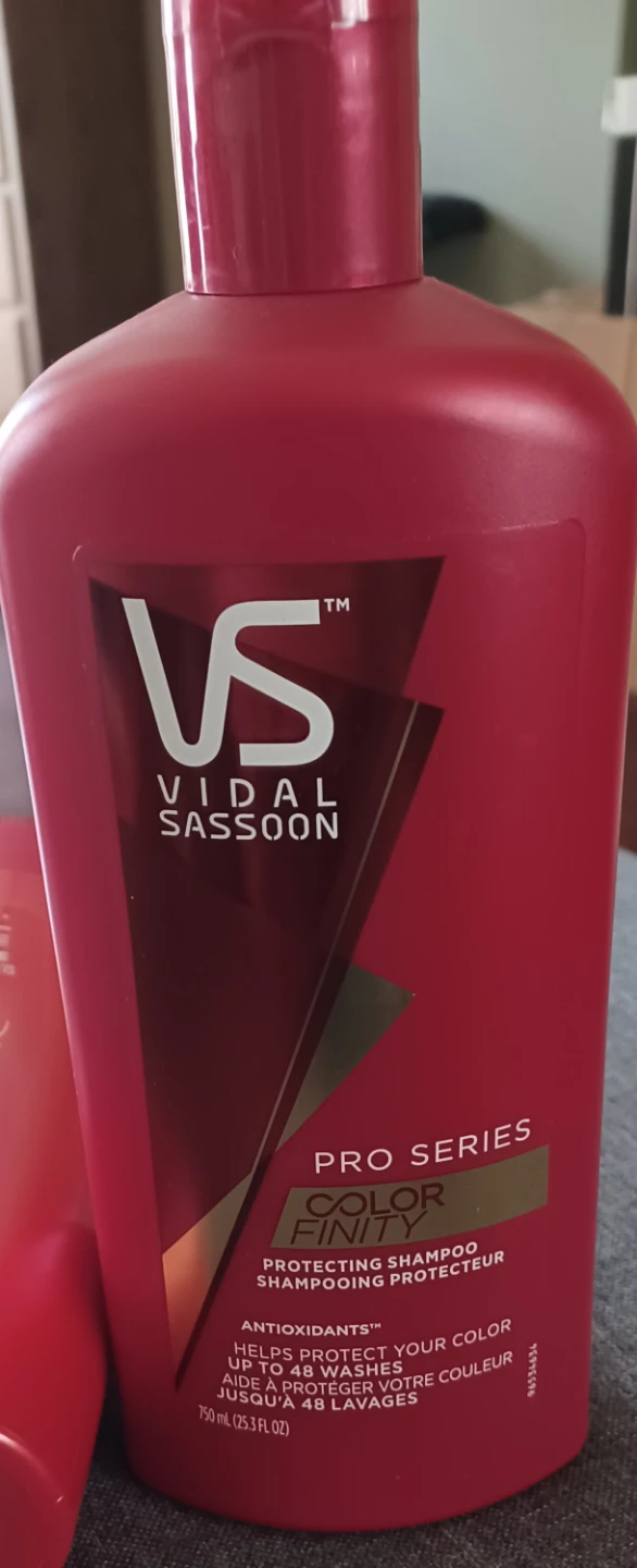L'Oréal Hair Expertise Color Radiance Shampoo - photo 3