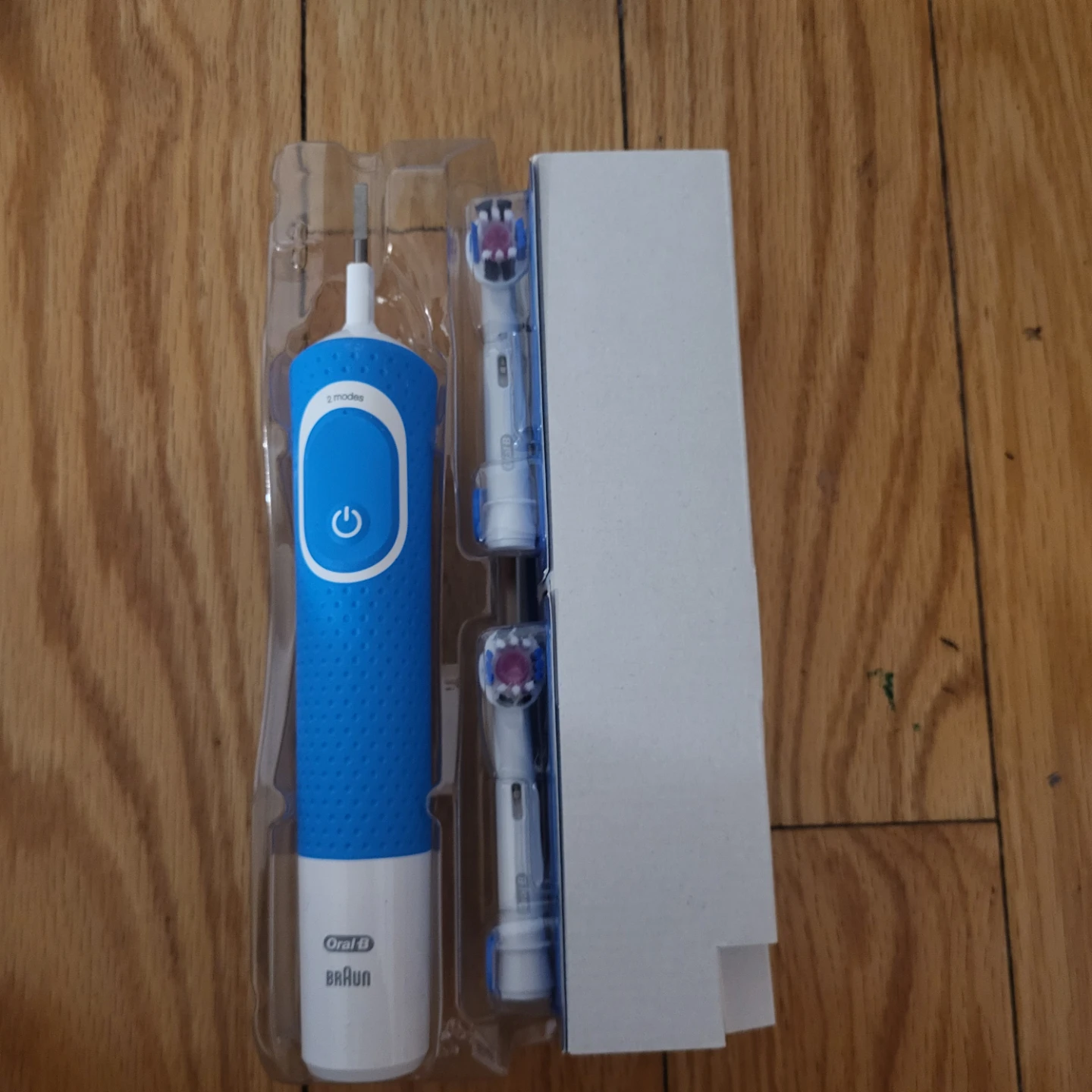 Oral-B Pro 400 Vitality Rechargeable Toothbrush - photo 2