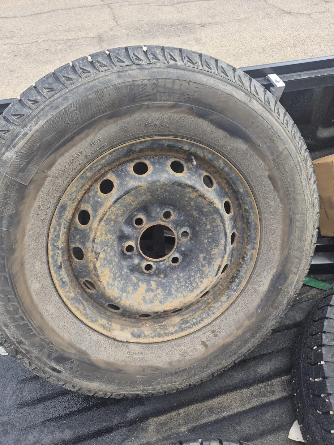 Michelin Tire with Steel Rim - 265/70R17 - photo 2