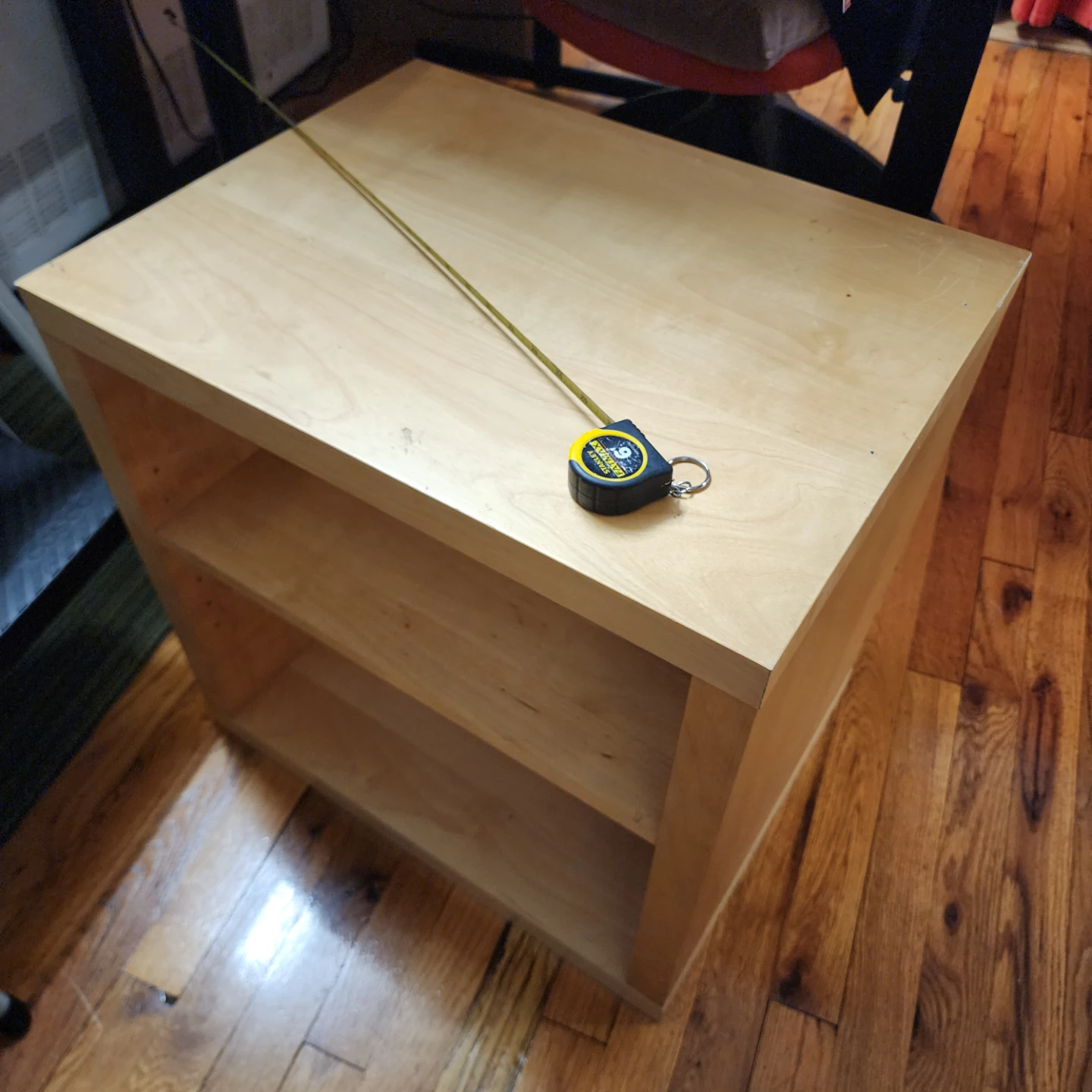 Ikea minimal design box shelf for diverse use - photo 2