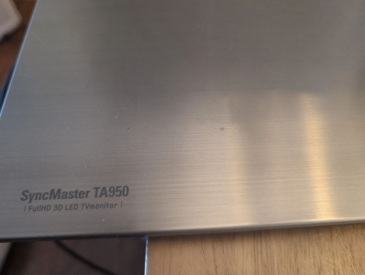 Samsung SyncMaster TA950 3D LED TV Monitor