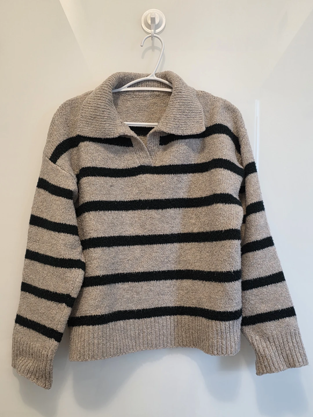 Women's clothes - photo 2