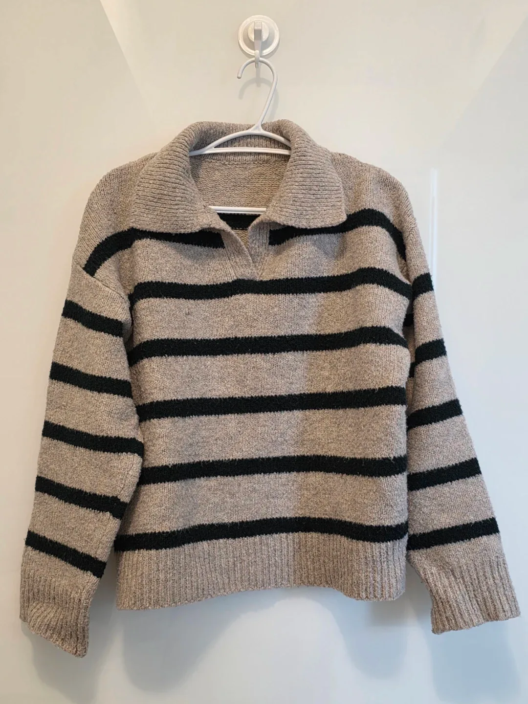 Women's clothes - photo 2