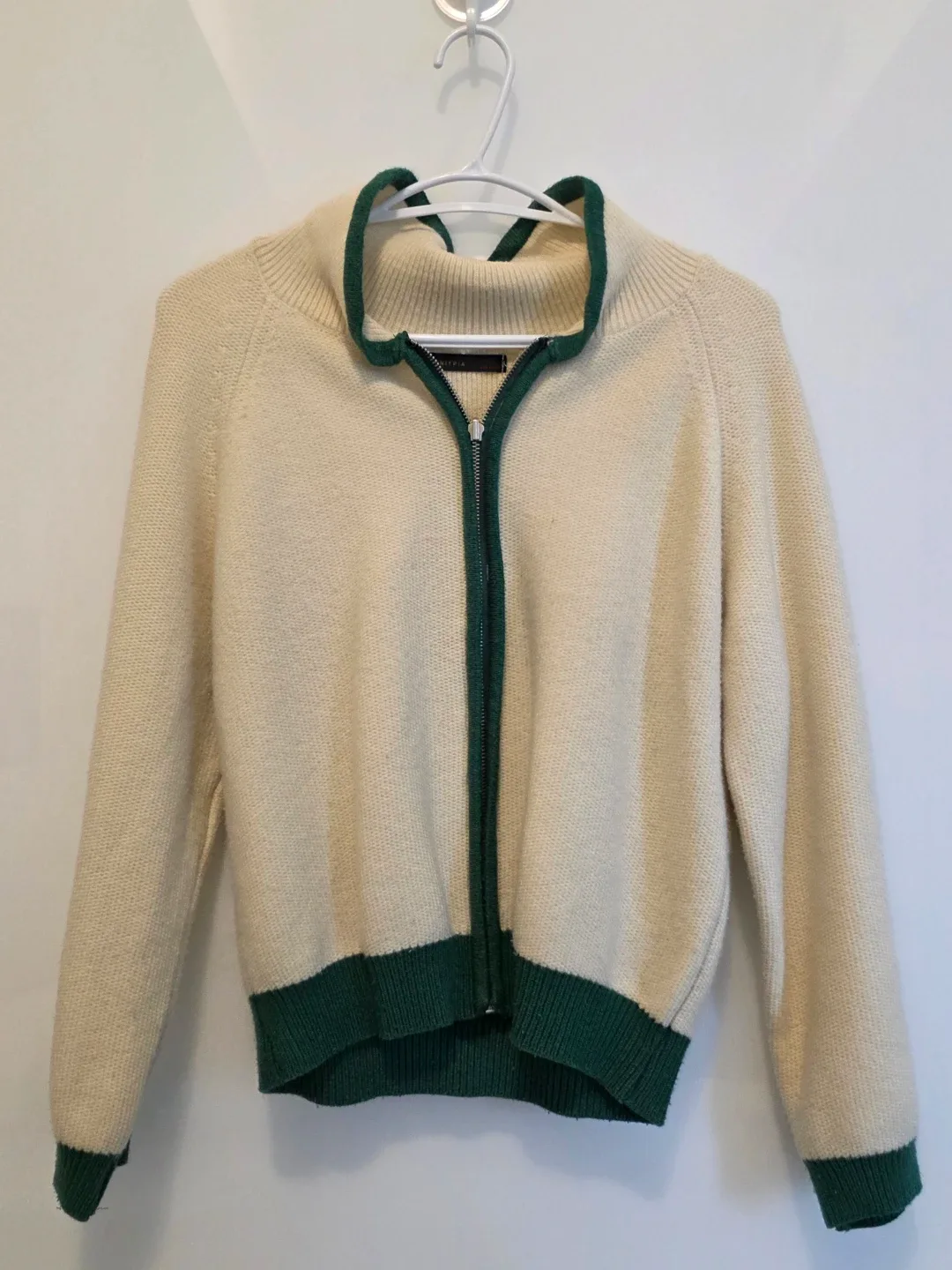 Women's clothes - photo 4