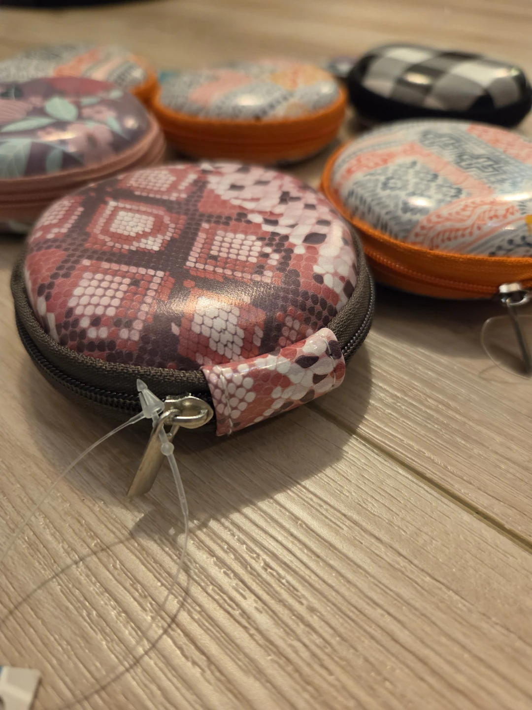 Zippered Tech or Hearing Aid Cases - Set of 6 - photo 3