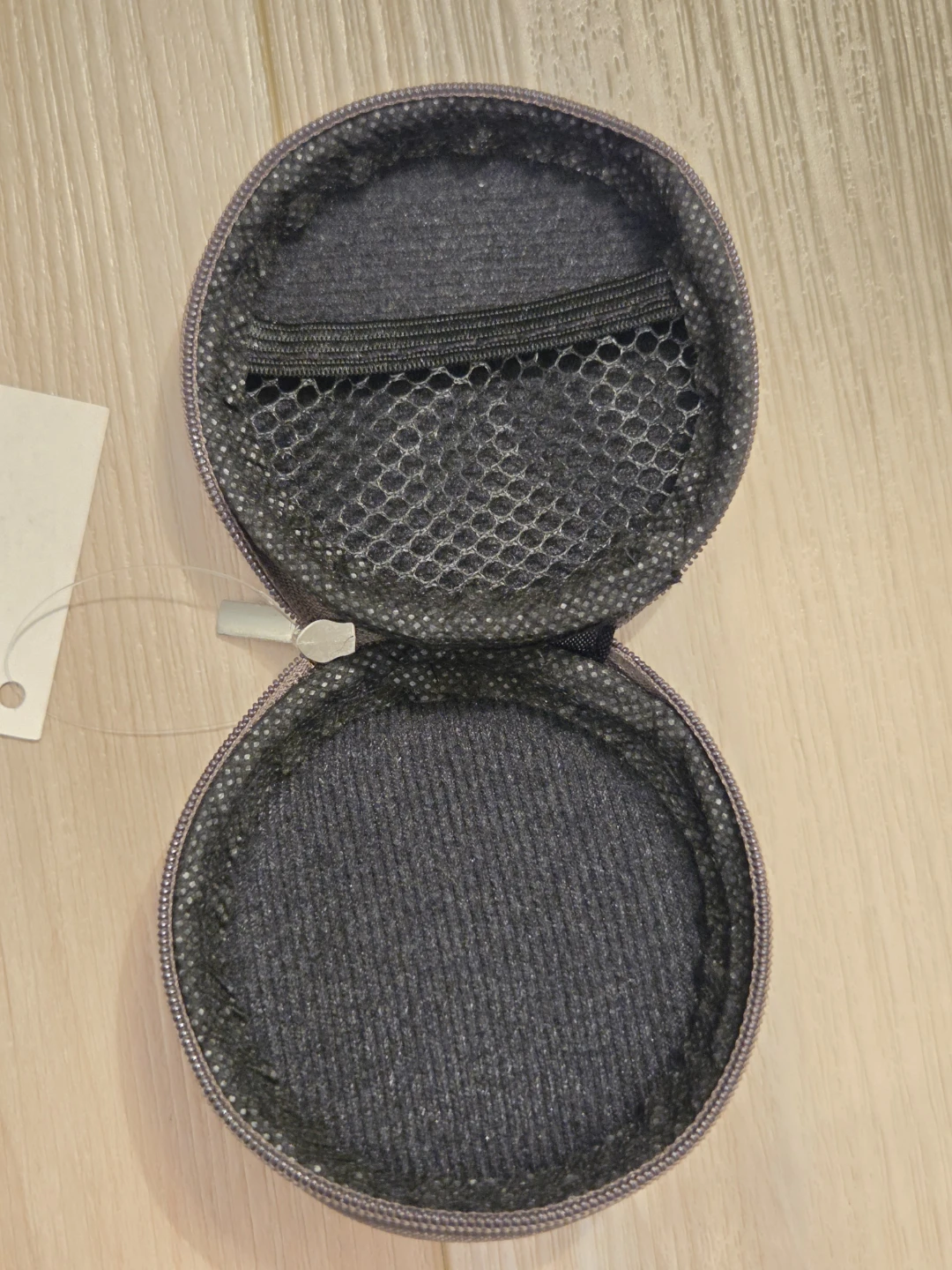 Zippered Tech or Hearing Aid Cases - Set of 6 - photo 5