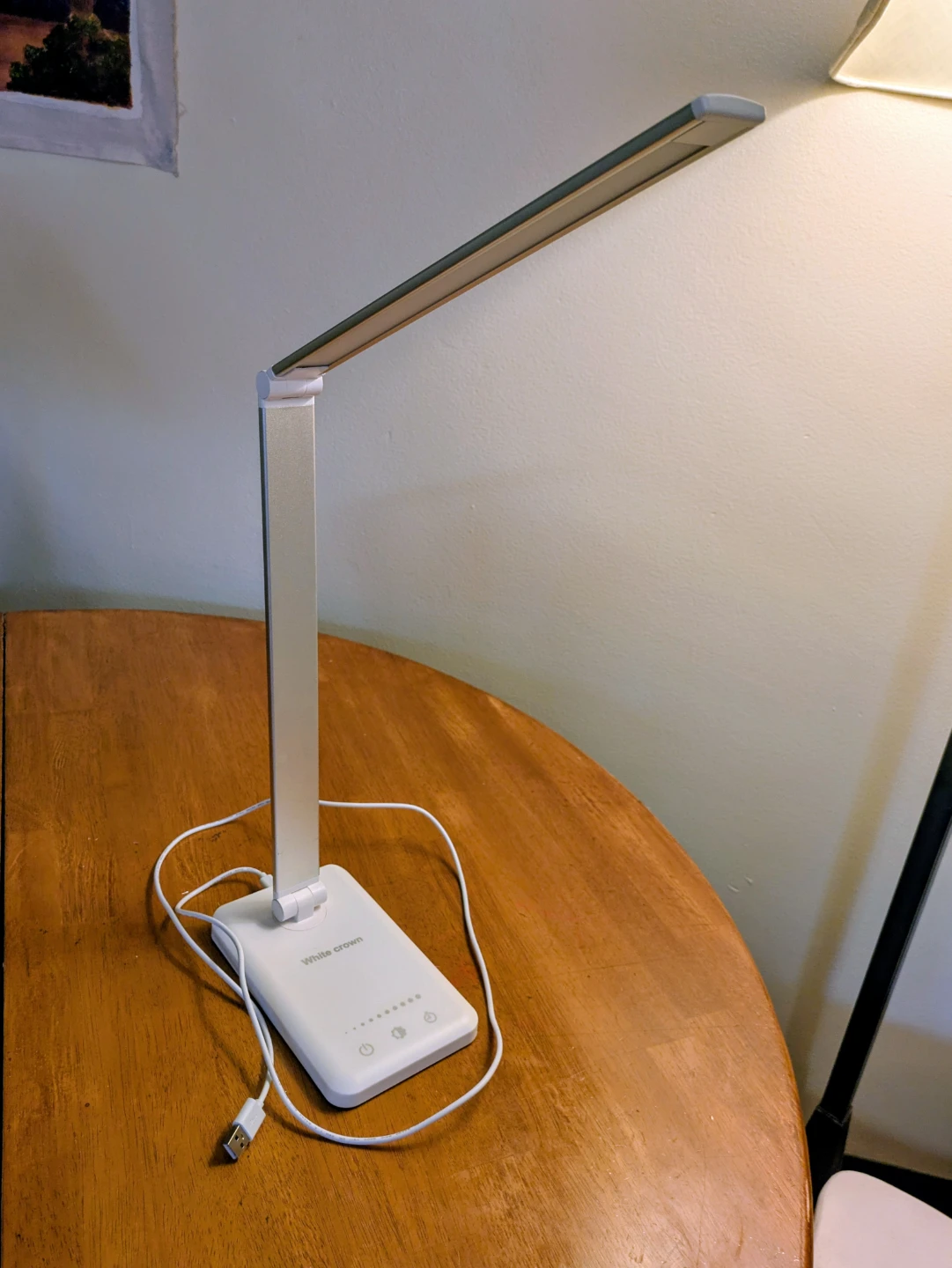 White Crown LED Desk Lamp