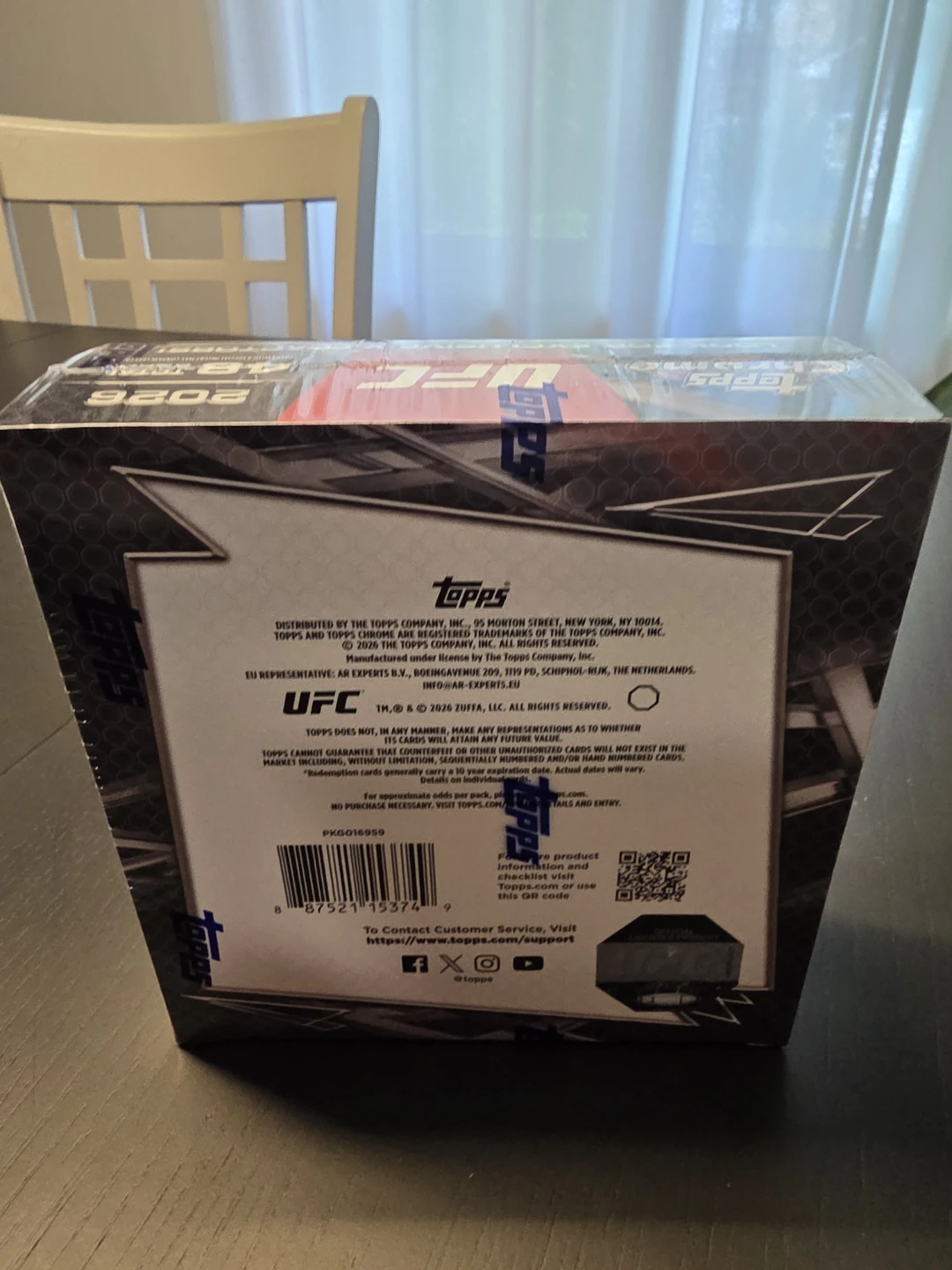 Topps Chrome 2026 UFC Trading Card Blaster Box - photo 3