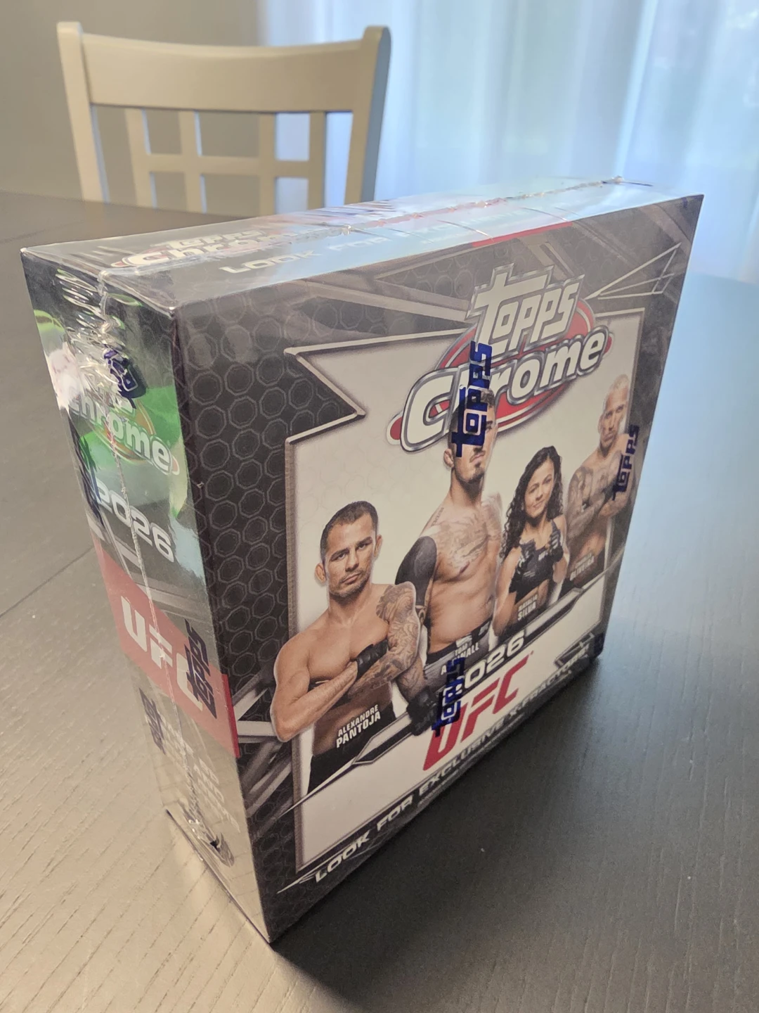 Topps Chrome 2026 UFC Trading Card Blaster Box - photo 4