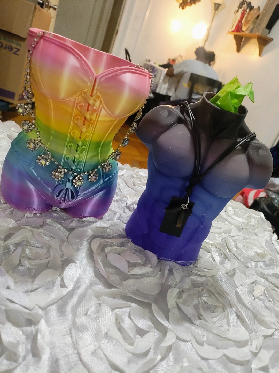 Rainbow Corset & Muscle Torso Figurines Vase, gift basket new - photo 2