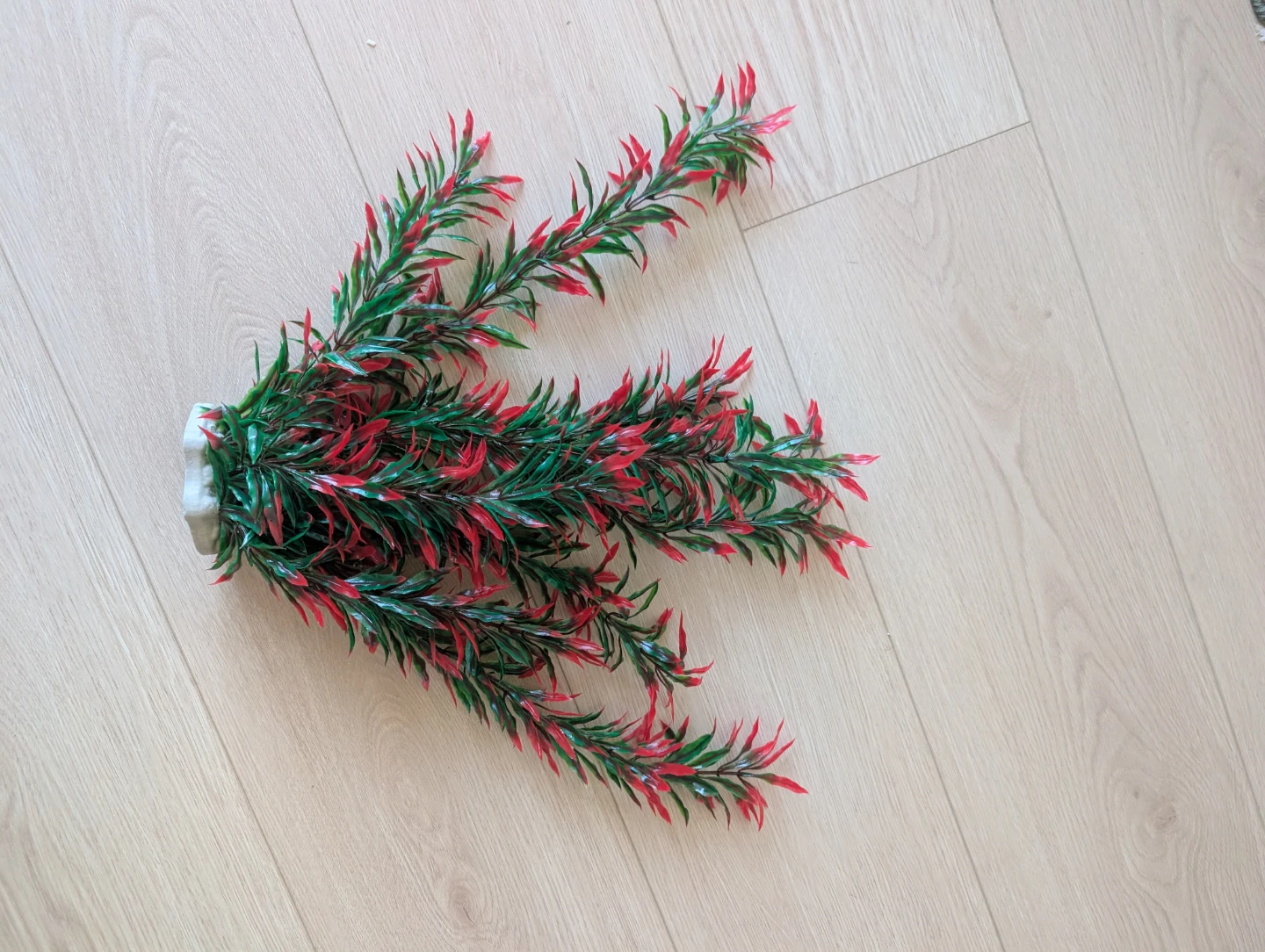 Artificial Aquarium Plant - Red and Green