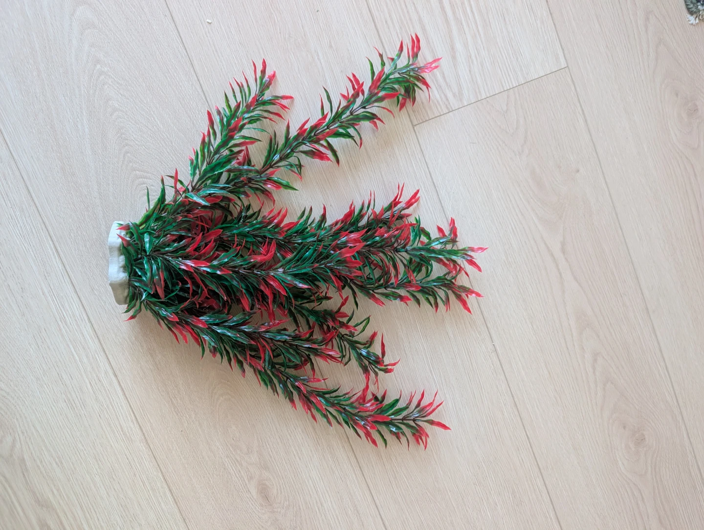 Artificial Aquarium Plant - Red and Green - photo 4