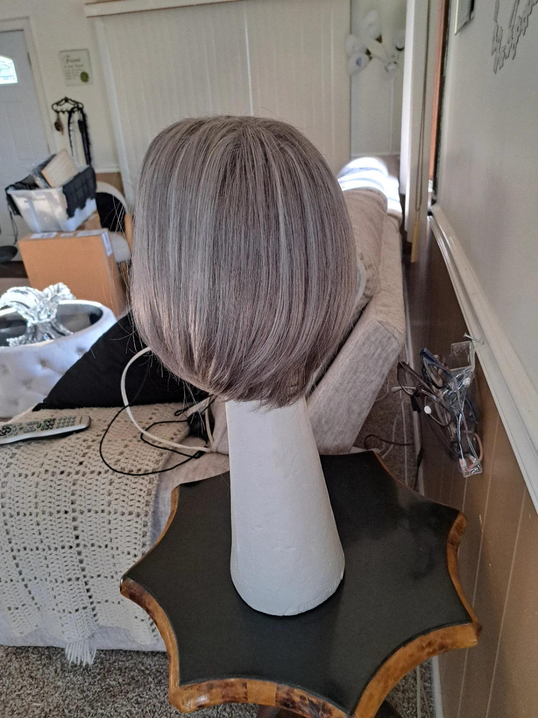 Wig - Gray Bob Style - photo 3