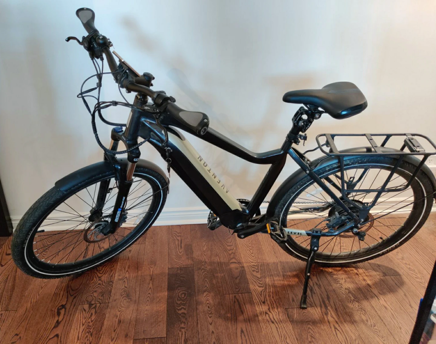Aventon Level V1 L E-Bike 180km only!