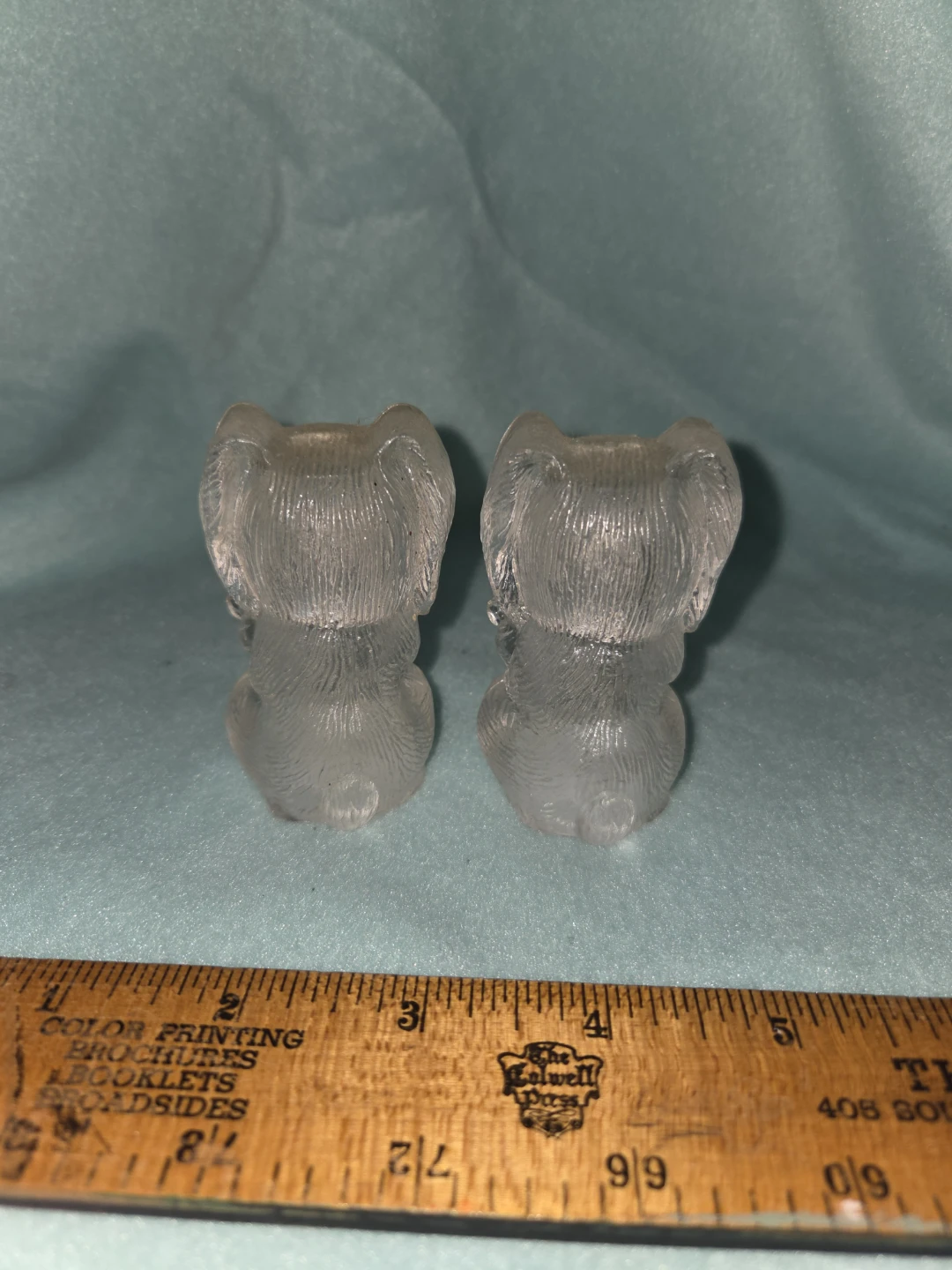 vintage clear plastic rabbit salt & pepper shakers - photo 4