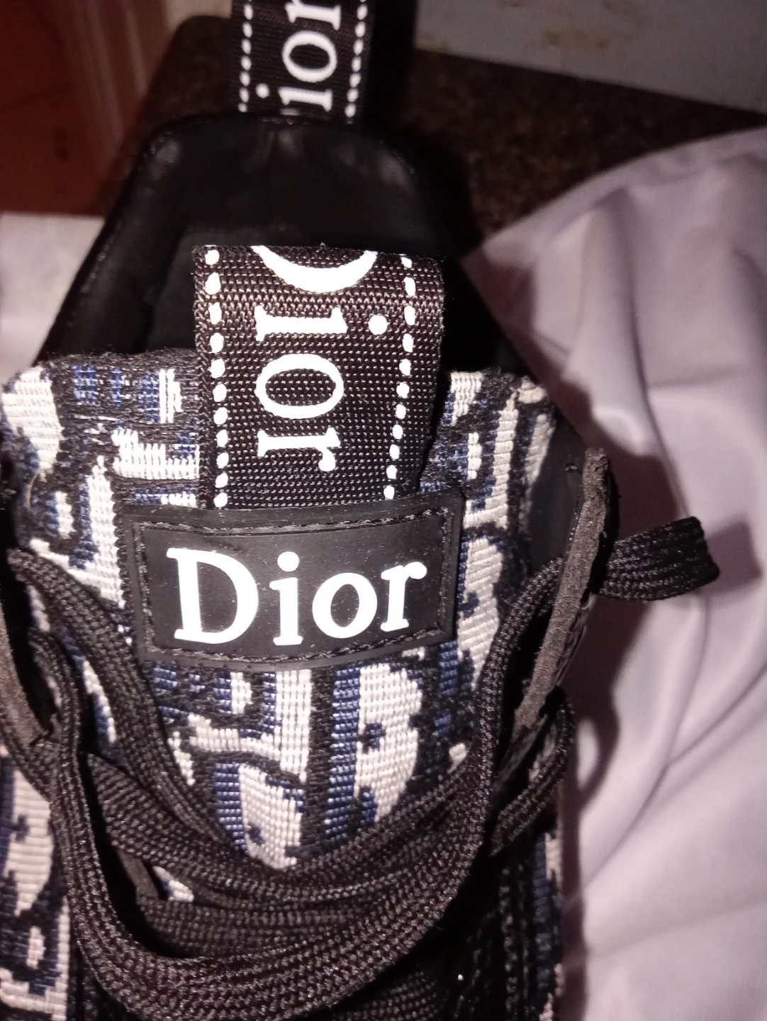 Dior B27 Low Top Sneakers ... amazing condition - photo 2