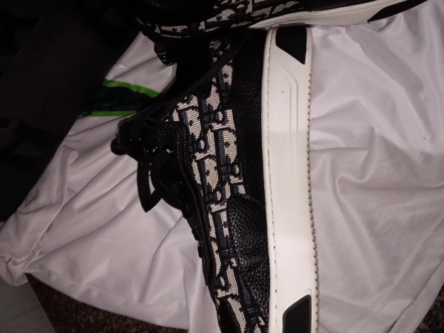 Dior B27 Low Top Sneakers ... amazing condition - photo 3