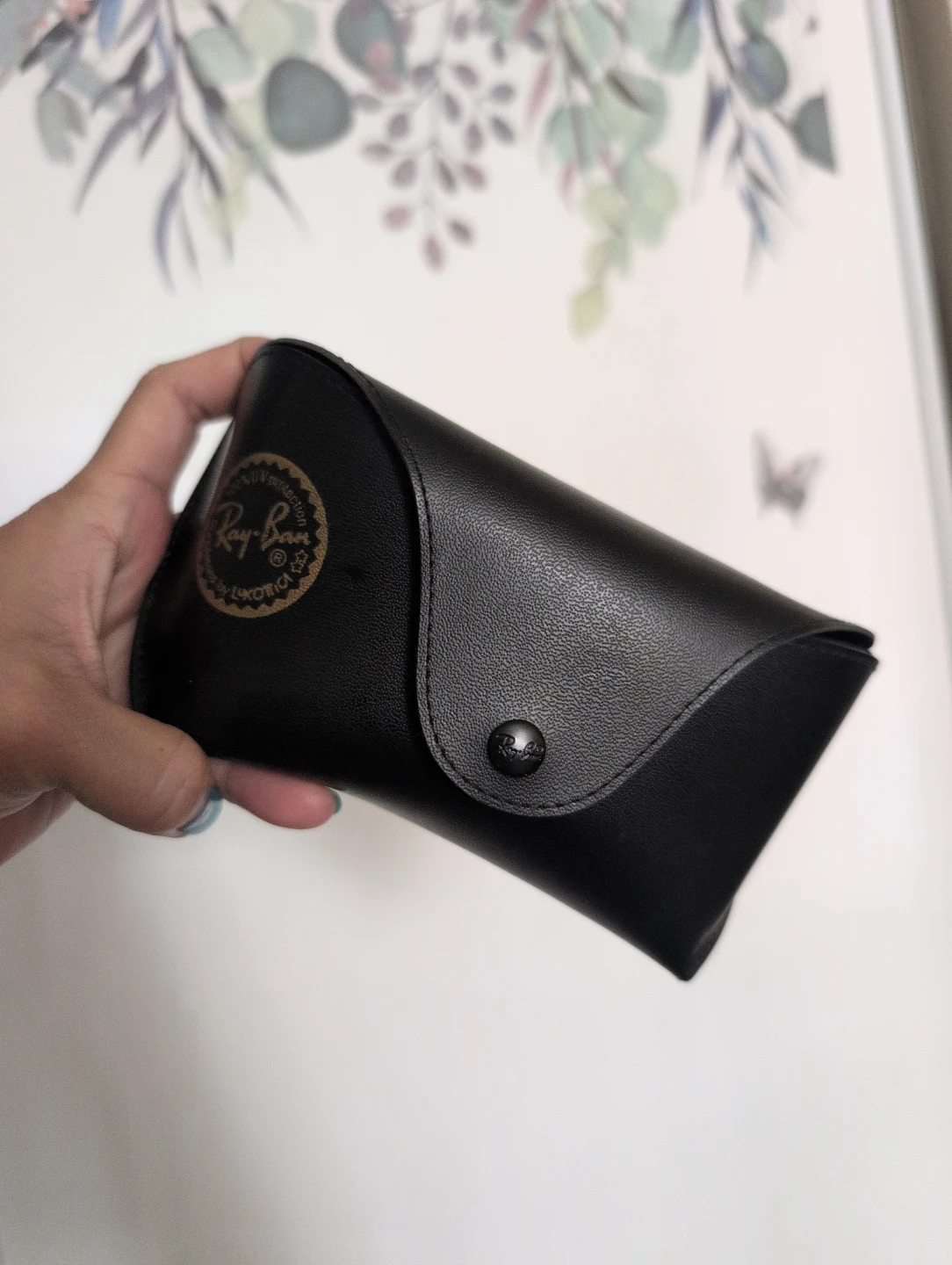 Ray-Ban Sunglasses with Case - photo 2