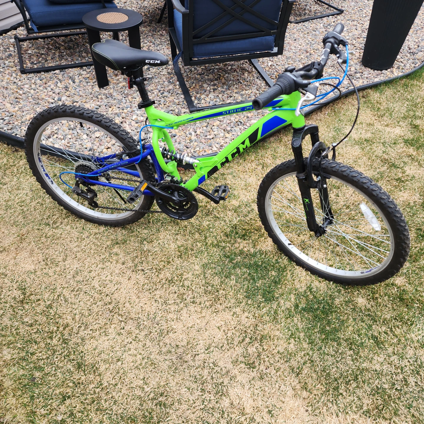CCM "Stage 20" Mountain Bike - Green and Blue - photo 2