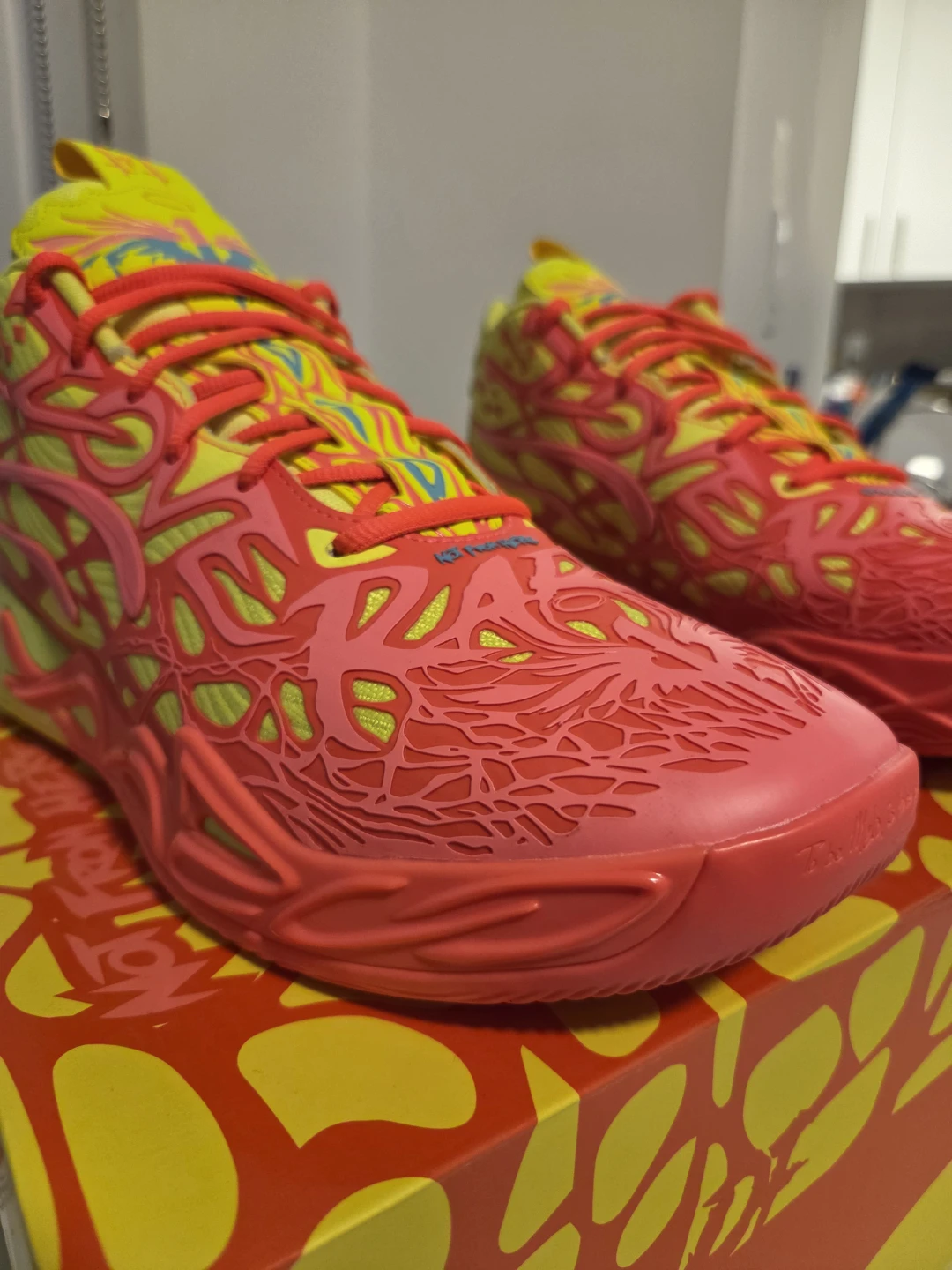 Lamelo Ball shoes **ONLY $60**