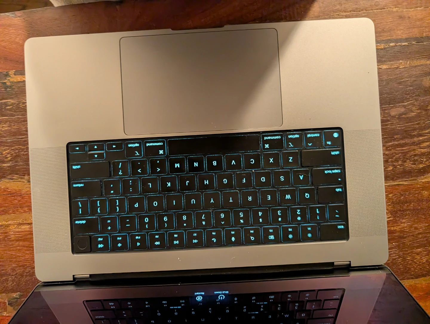 Apple 16 inch MacBook Pro M1 Pro Laptop - photo 4