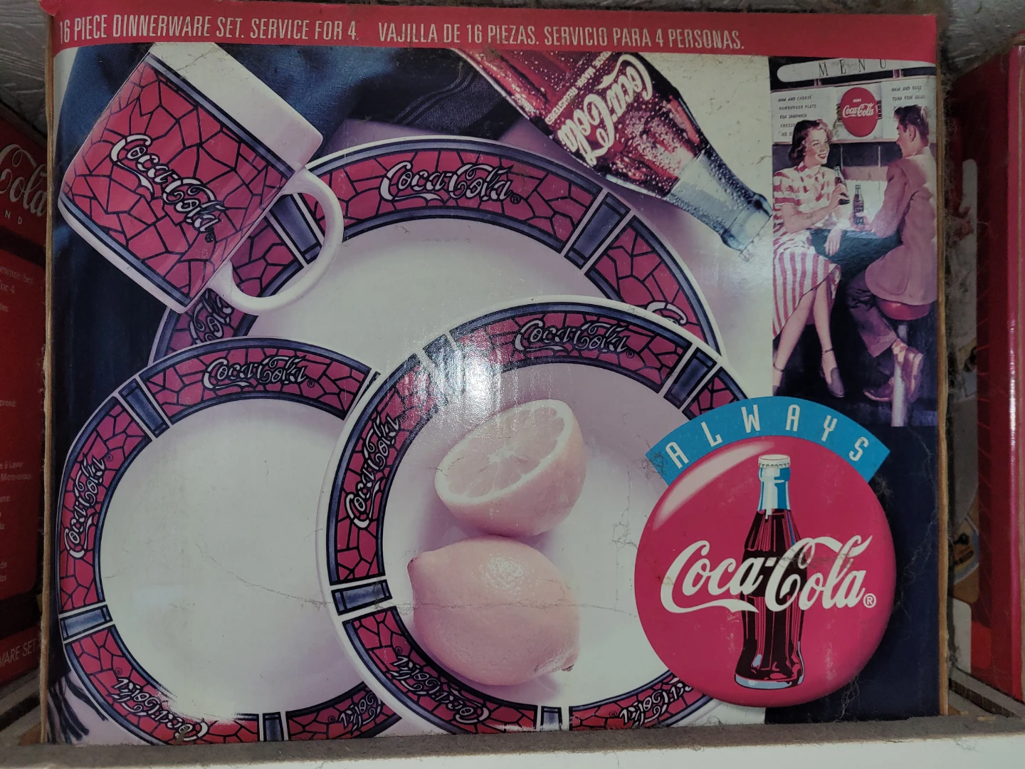 Coca-Cola 16 Piece Dinnerware Set - Service for 4