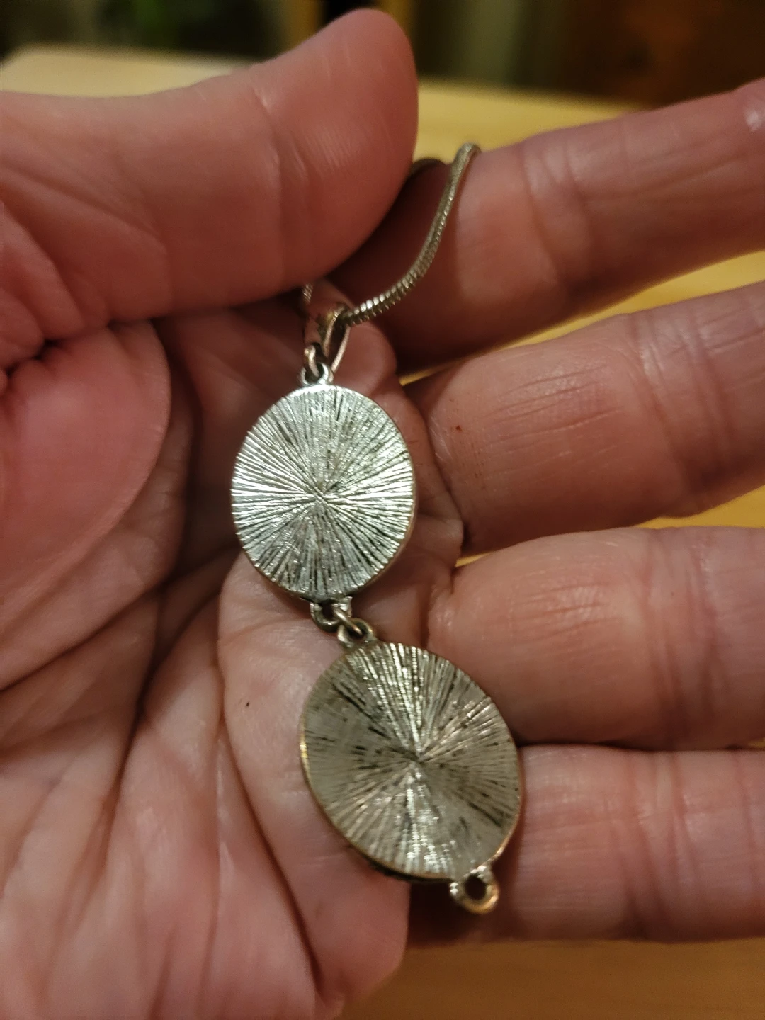 Silver-tone Necklace with Green Stones - photo 3