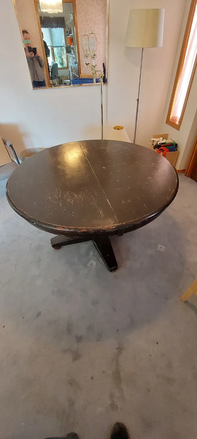 Table - photo 2