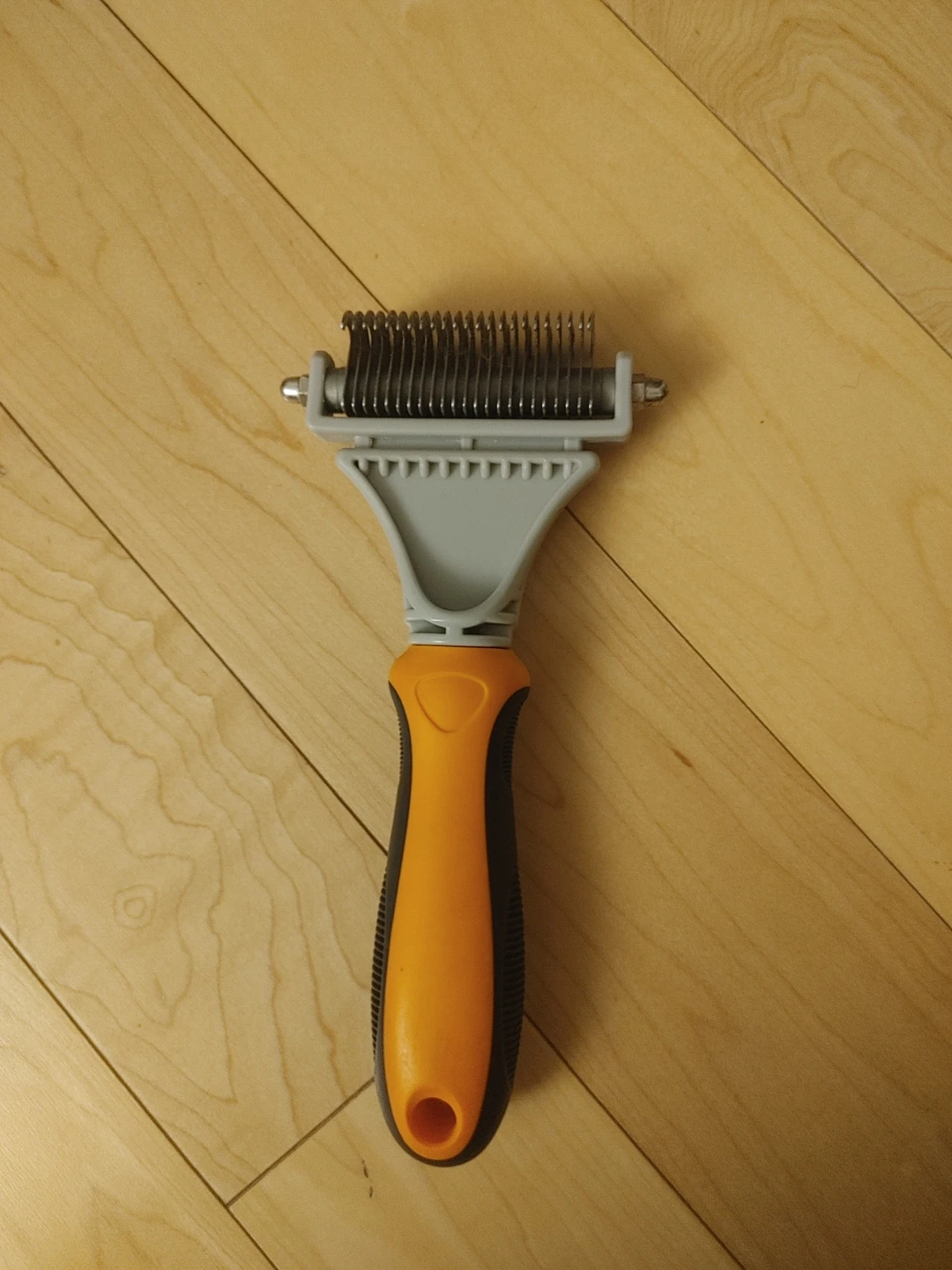 Pet Grooming Deshedding Tool