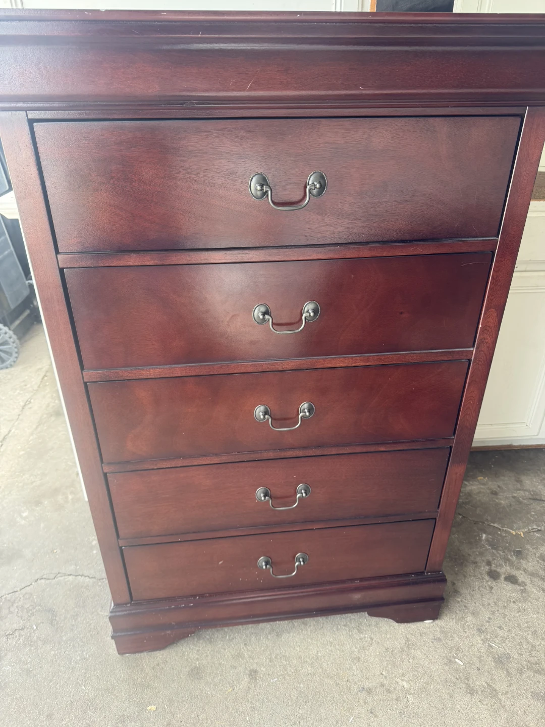 Dark Wood 5-Drawer Chest